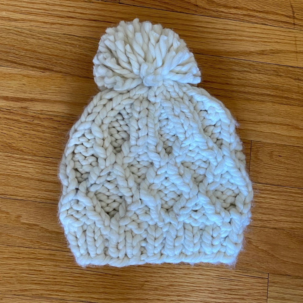 White knit beanie